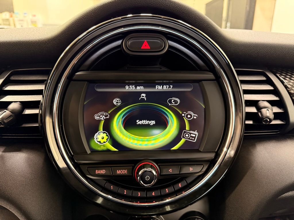 2017 MINI Cooper Base 16
