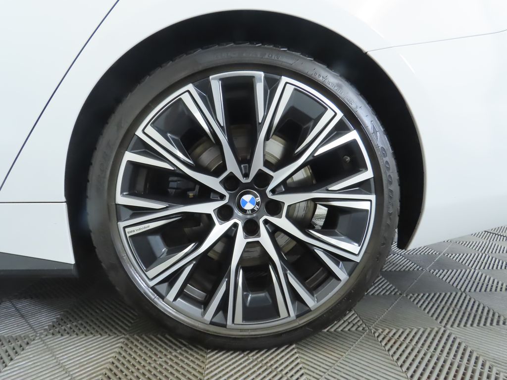 Thumbnail: 2022 BMW 4 Series - 32