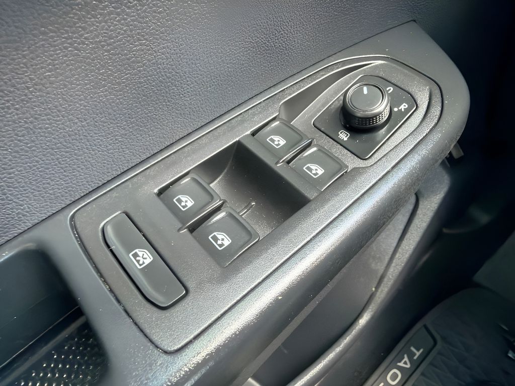Used 2022 Volkswagen Taos SUV