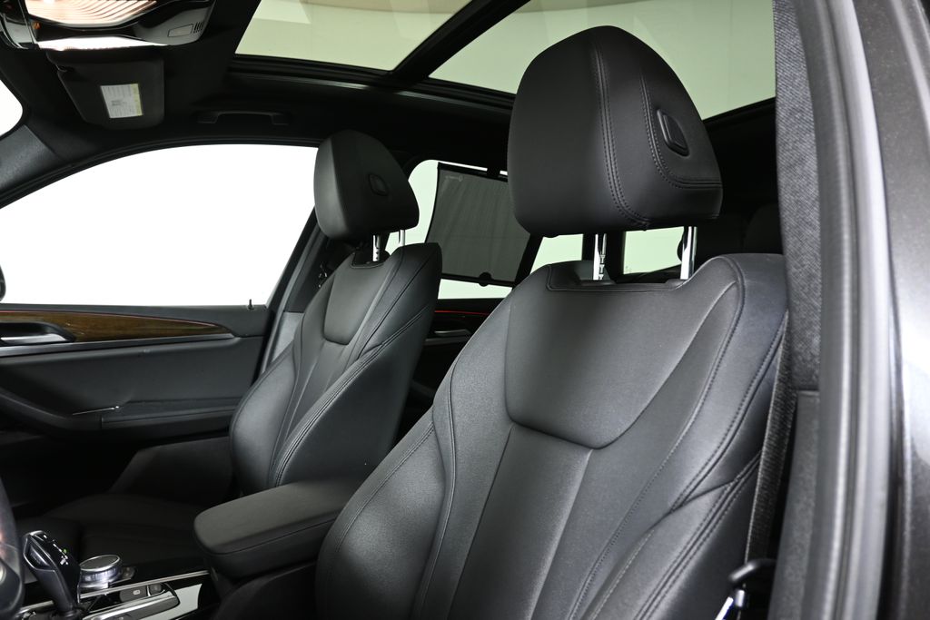 Thumbnail: 2021 BMW X3 - 4