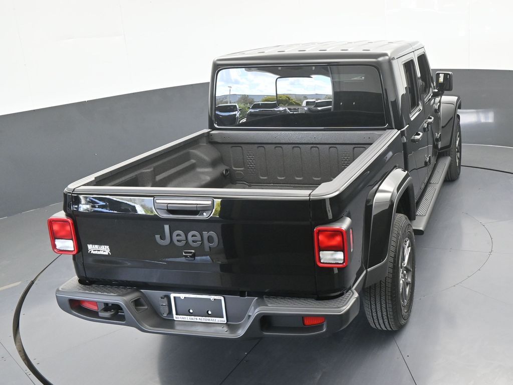 New 2026 black clearcoat Jeep Sport S image 42