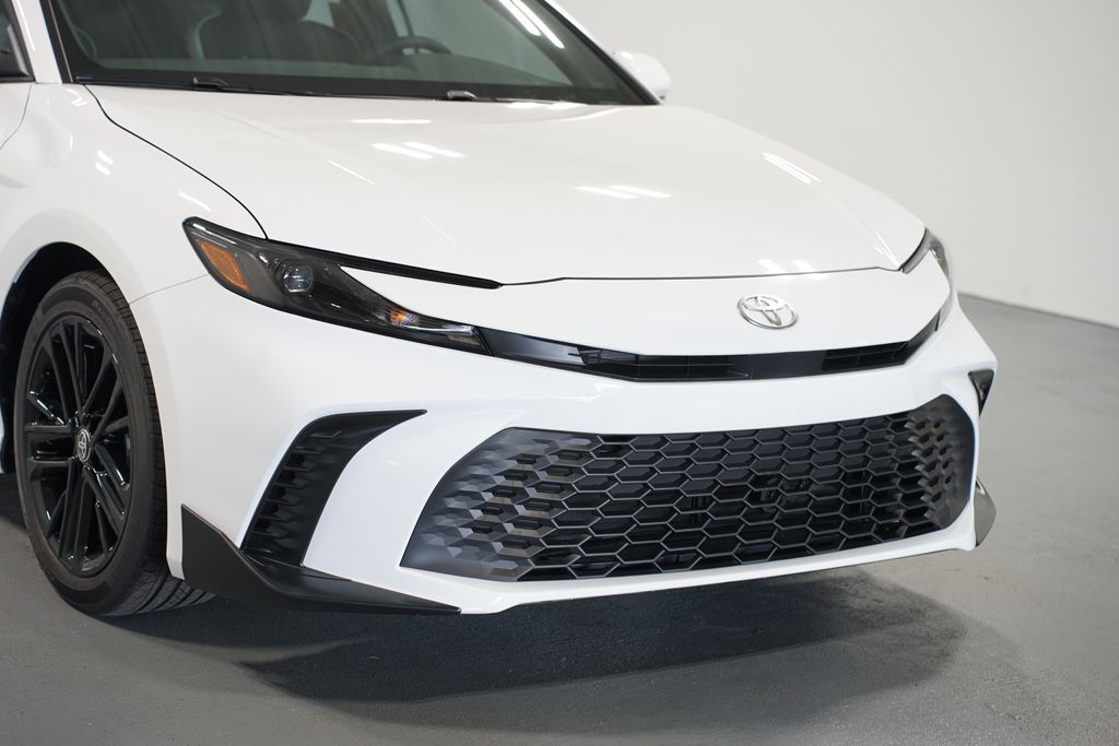 Thumbnail: 2025 Toyota Camry - 4