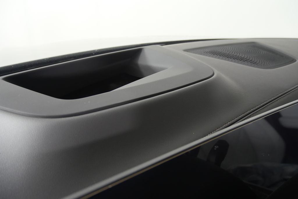 Thumbnail: 2026 BMW X5 - 19