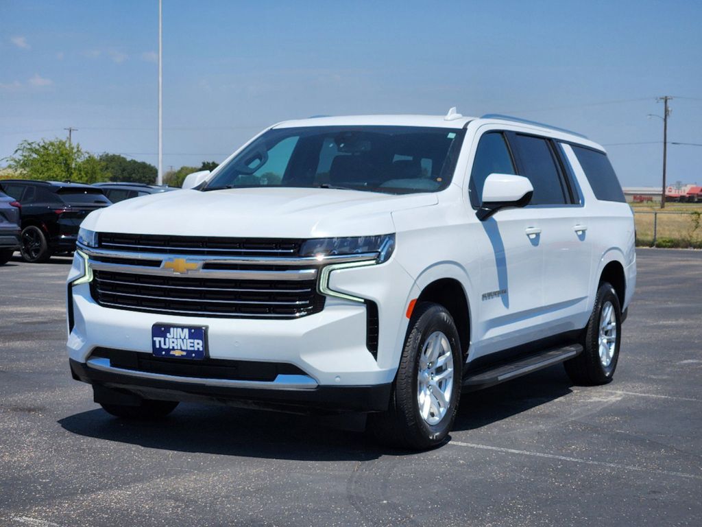 2022 Chevrolet Suburban LT 3