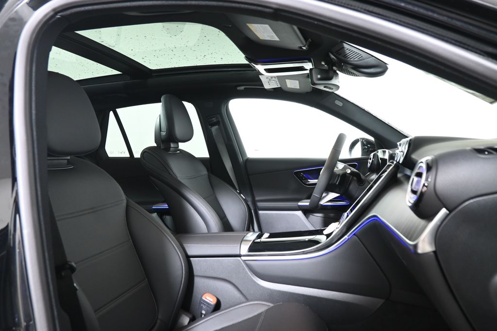 Thumbnail: 2026 Mercedes-Benz GLC - 21