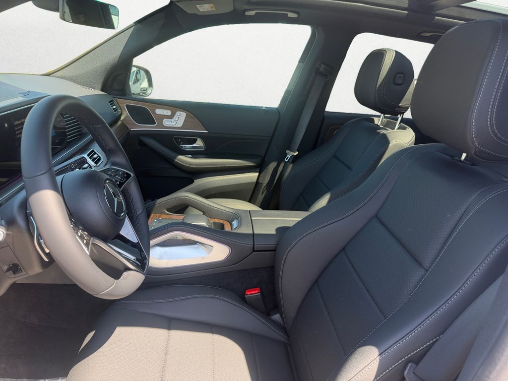 used 2026 Mercedes-Benz GLE car, priced at $60,967