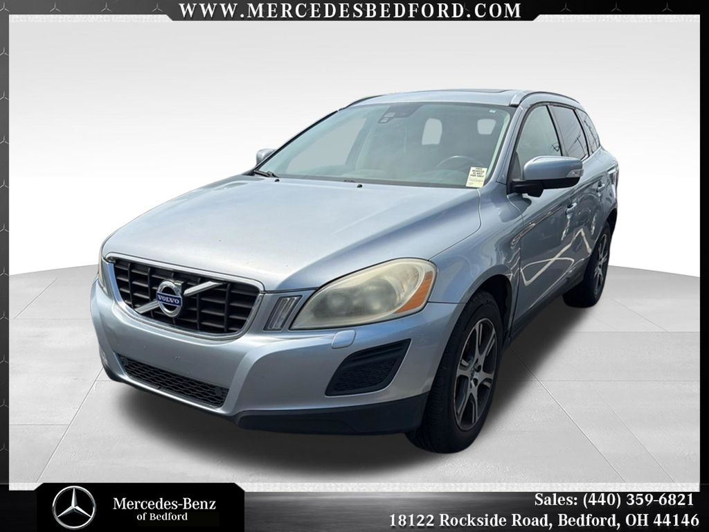 Silver 2011 Volvo XC60 T6 SUV / Crossover All-Wheel Drive 6-Speed Automatic