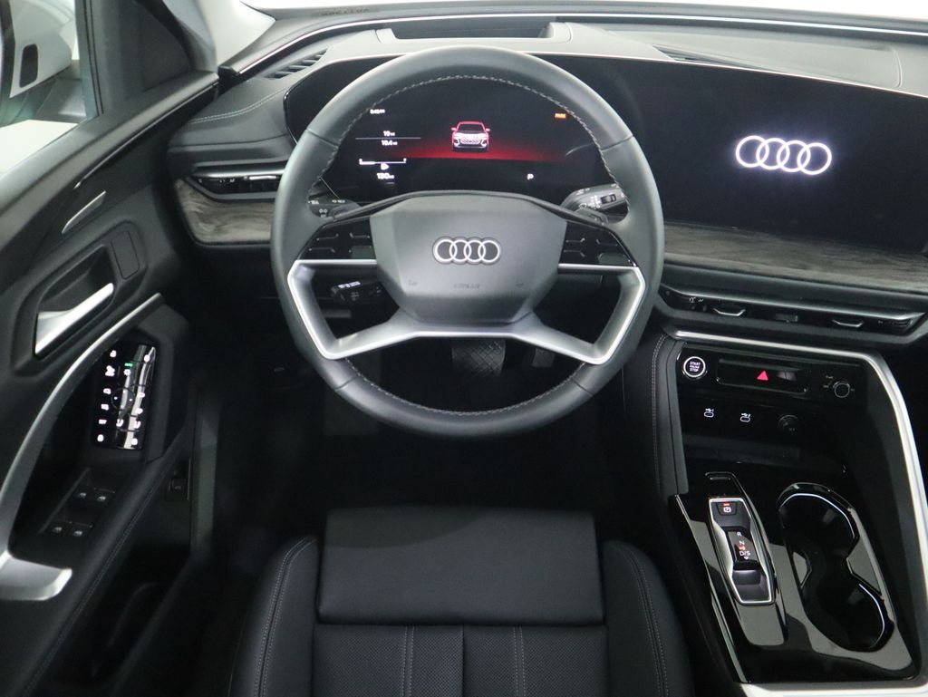 Thumbnail: 2025 Audi Q5 - 11