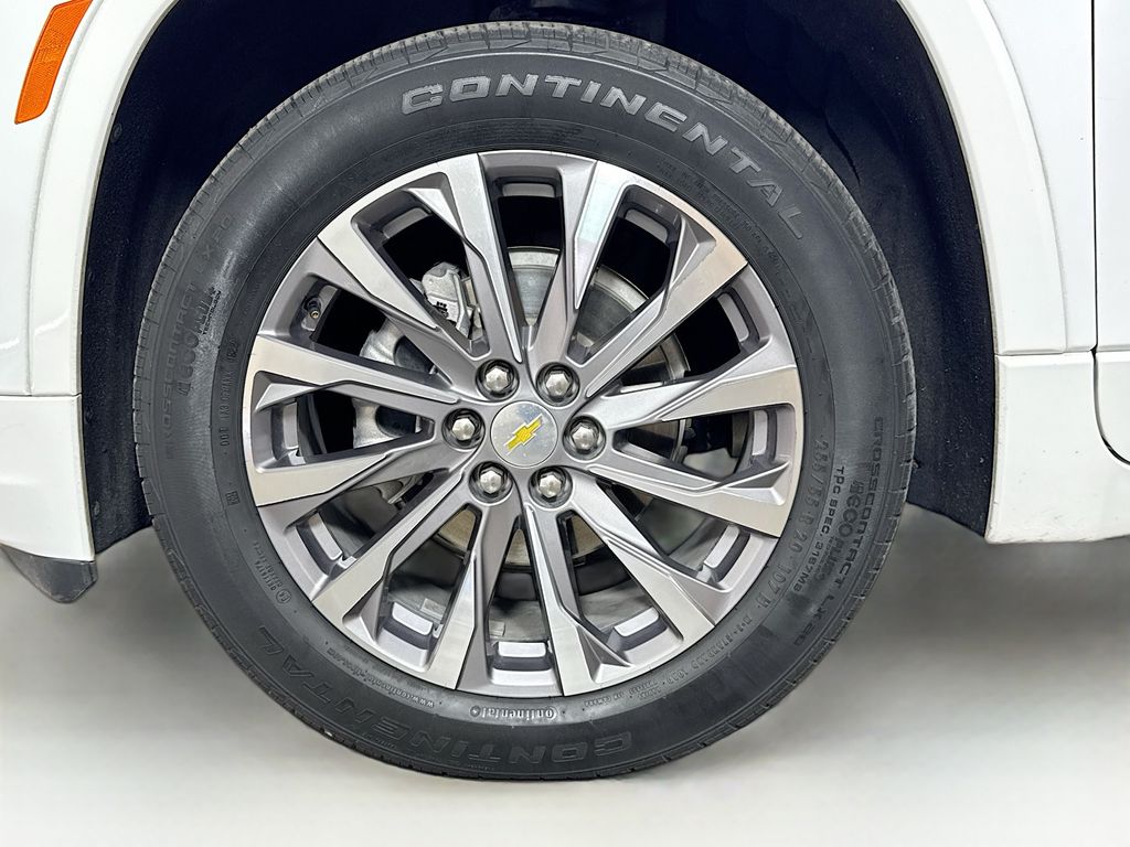 Used Car 2022 Chevrolet Traverse  Premier For Sale Under $35,000 In Austin, Texas