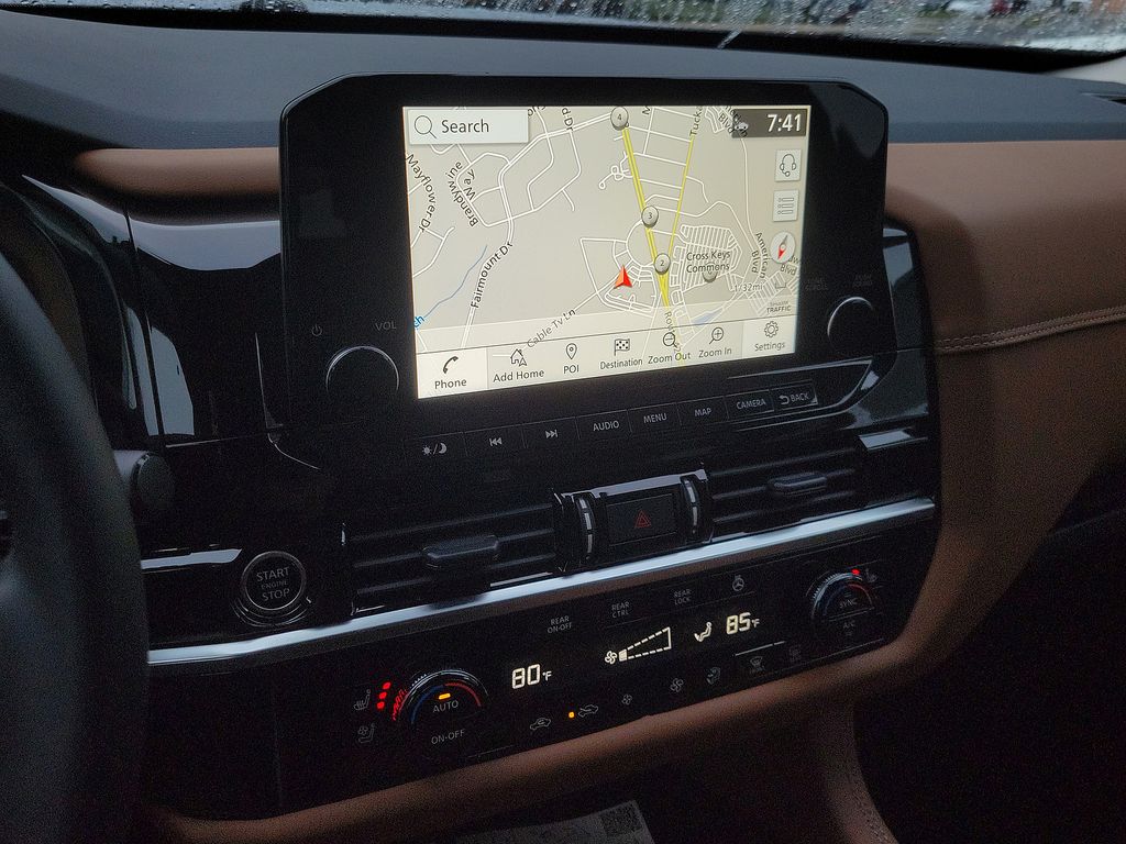 2025 Nissan Pathfinder Platinum 10