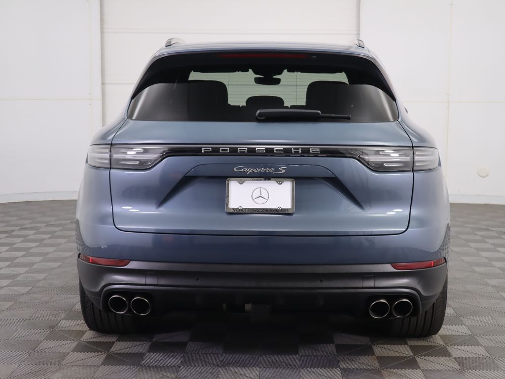 Thumbnail: 2020 Porsche Cayenne - 6