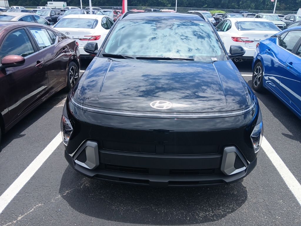 Abyss Black Pearl 2026 Hyundai Kona SUV / Crossover Front-Wheel Drive Continuously Variable Transmission