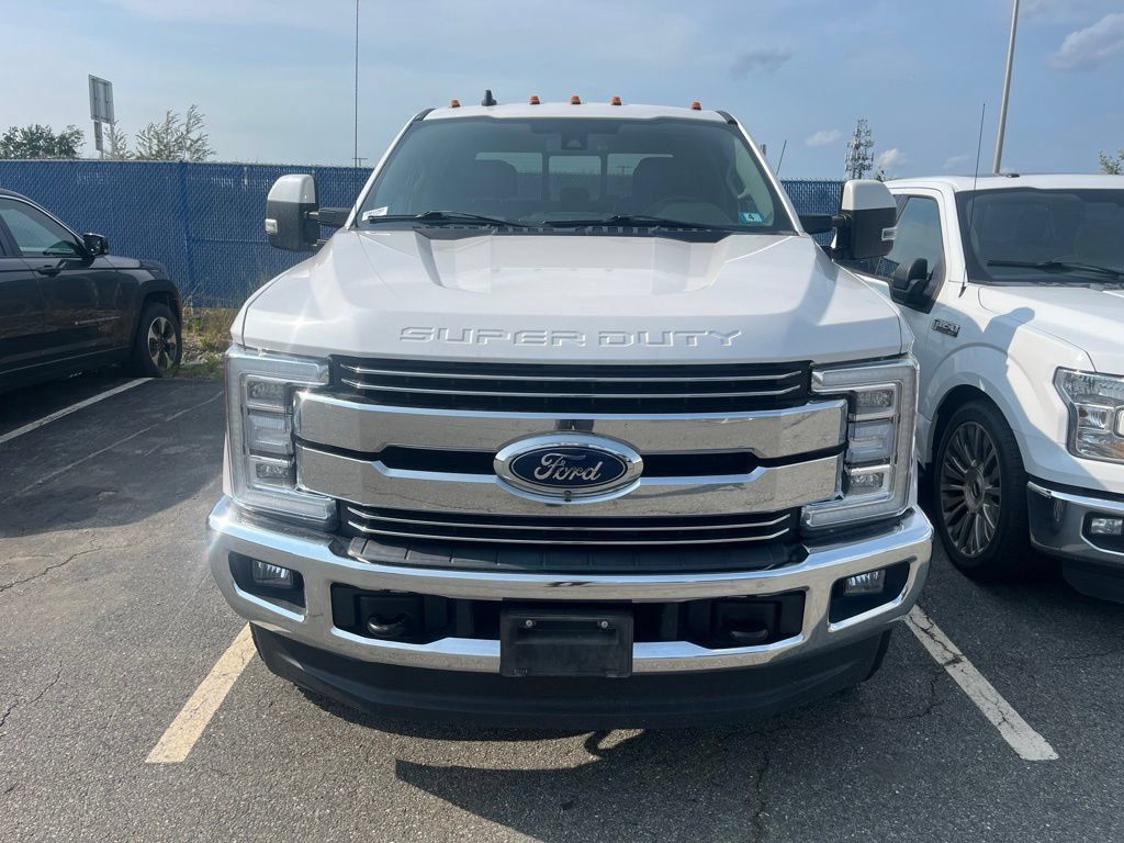 2019 Ford F-250 Super Duty Lariat Crew Cab 4WD