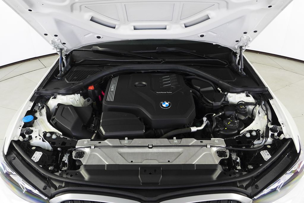 Thumbnail: 2023 BMW 3 Series - 6