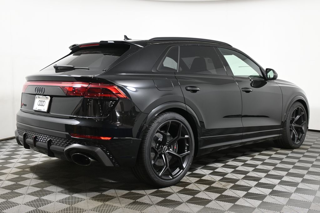 2025 Audi RS Q8 4.0T 7