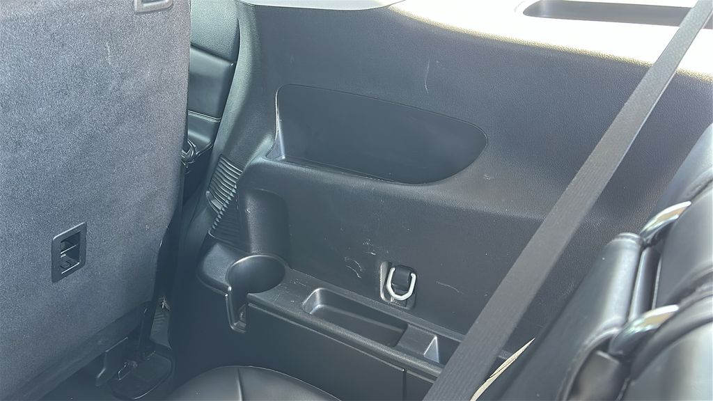 2023 Ford Explorer XLT Silver at DeMontrond Ford