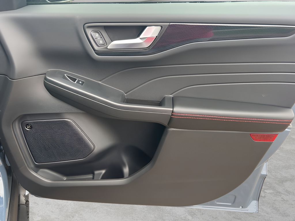 2025 Ford Escape Hybrid