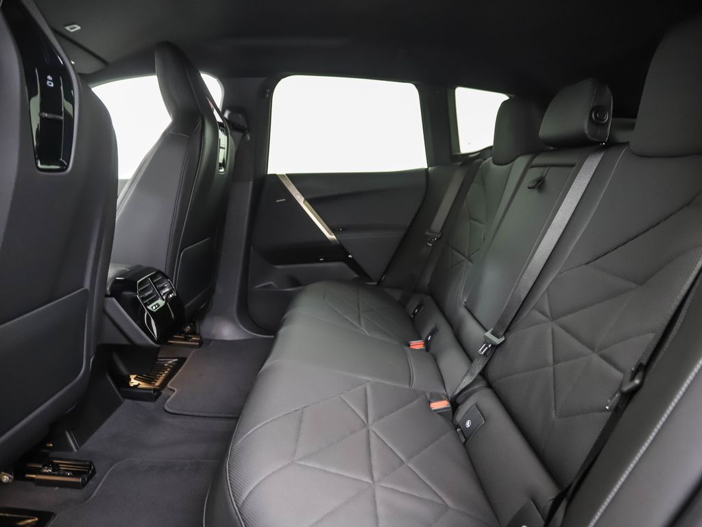 Thumbnail: 2026 BMW iX - 20