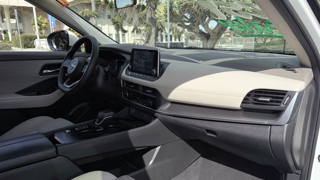 Used 2023 Nissan Rogue SV 4D Sport Utility