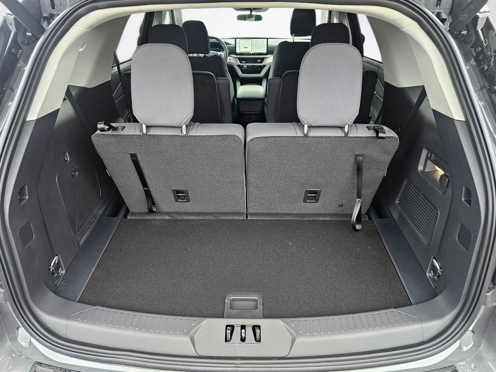 New 2026 Gray Ford Active image 12