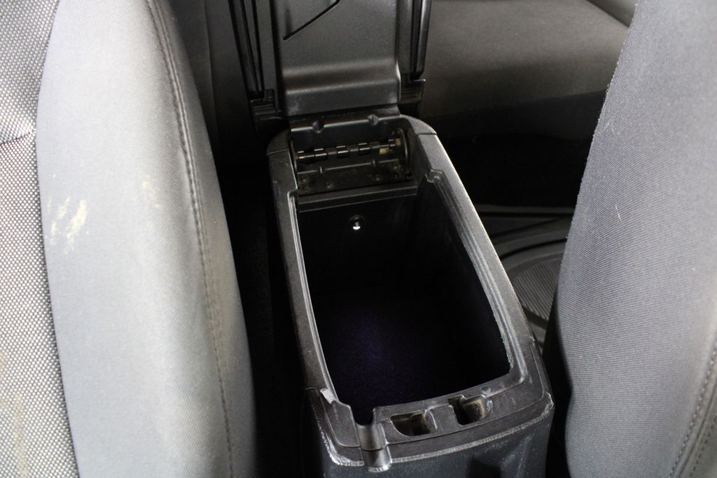 Used 2014 Dodge Avenger for sale in 