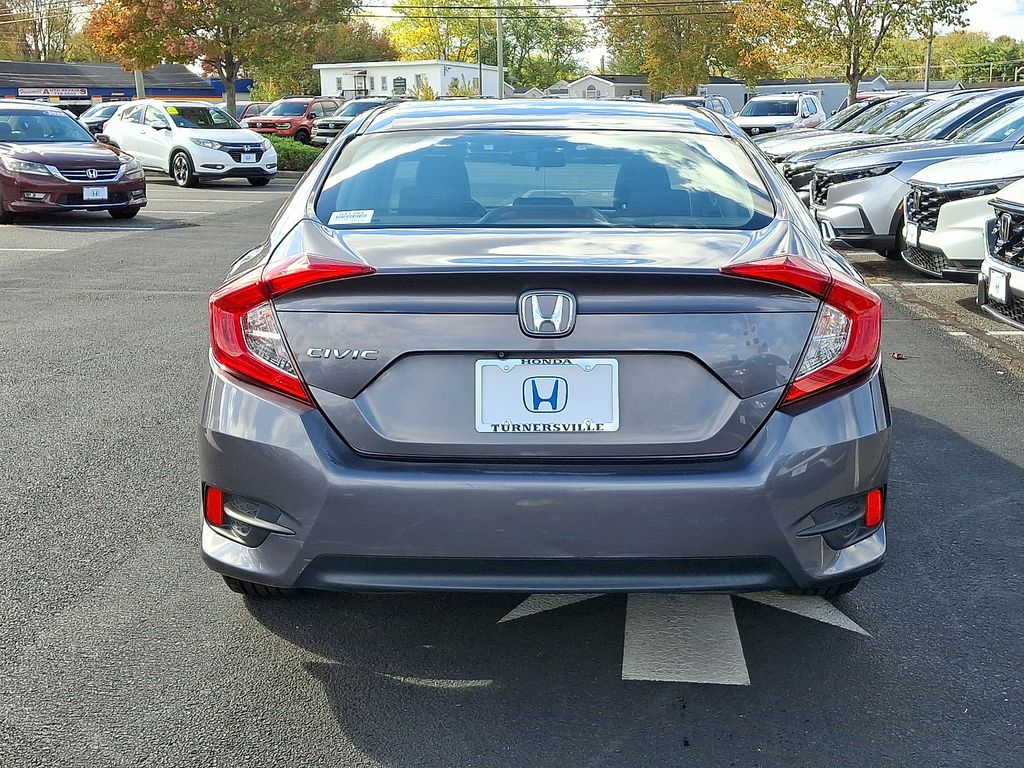 Thumbnail: 2016 Honda Civic - 5