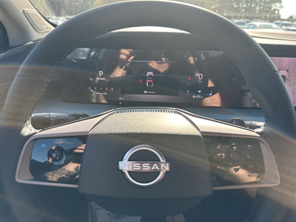 2025 Gun Metallic Nissan Murano SL AWD SUV