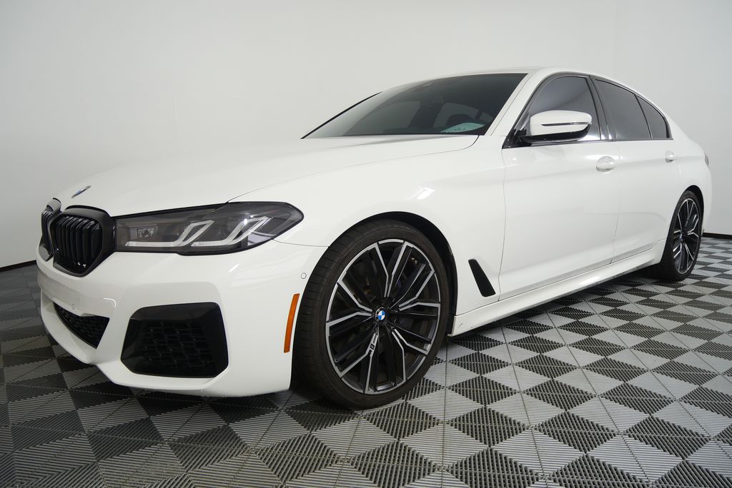 Thumbnail: 2022 BMW 5 Series - 8