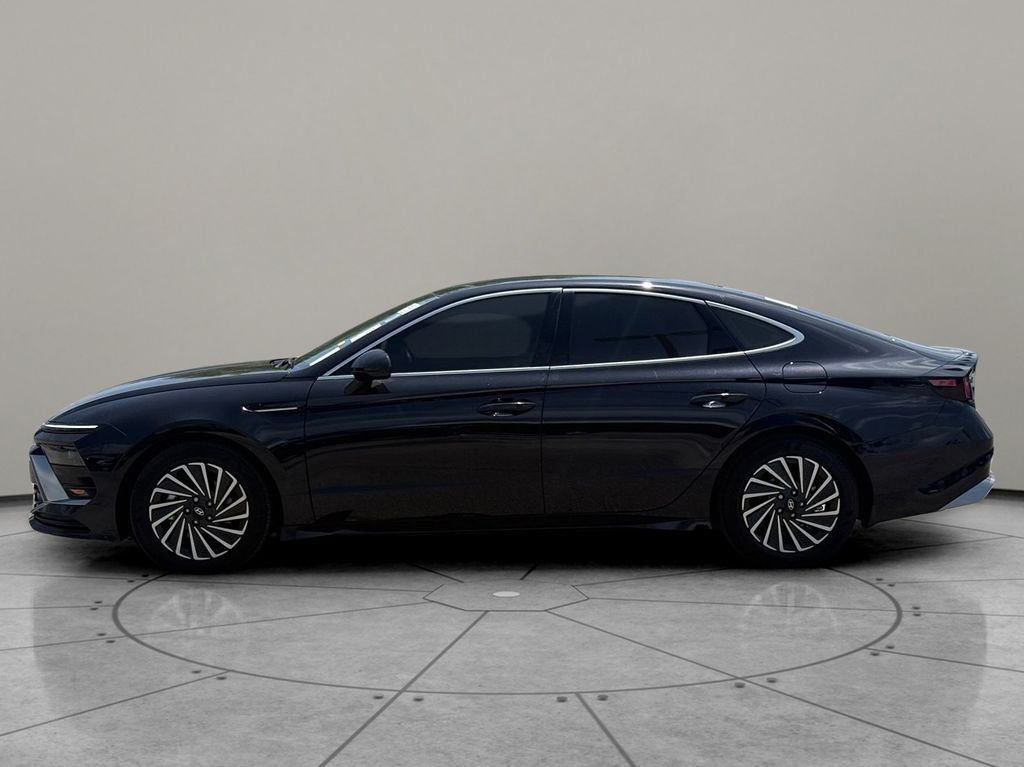 Used Car 2024 Hyundai Sonata Hybrid  Sel For Sale Under $25,000 In San Marcos, Texas