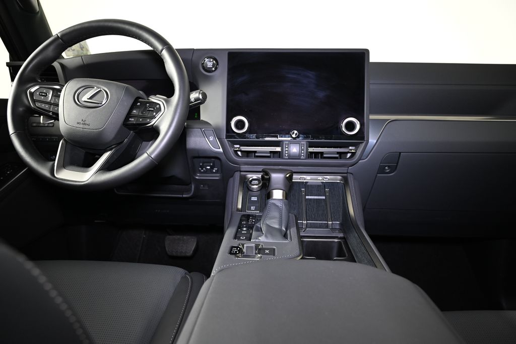 Thumbnail: 2025 Lexus GX - 16