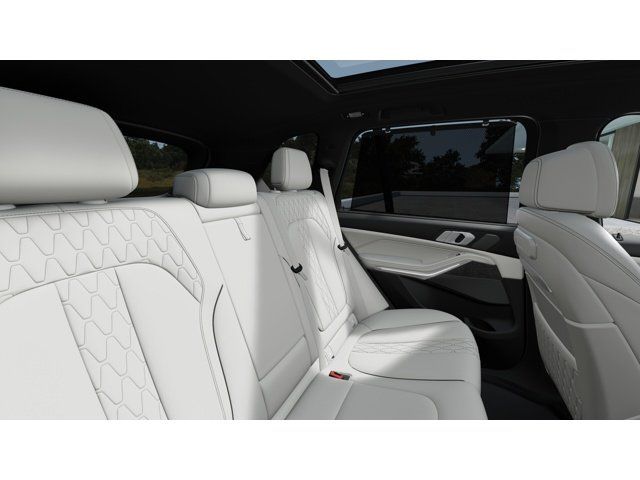 Thumbnail: 2026 BMW X5 - 12