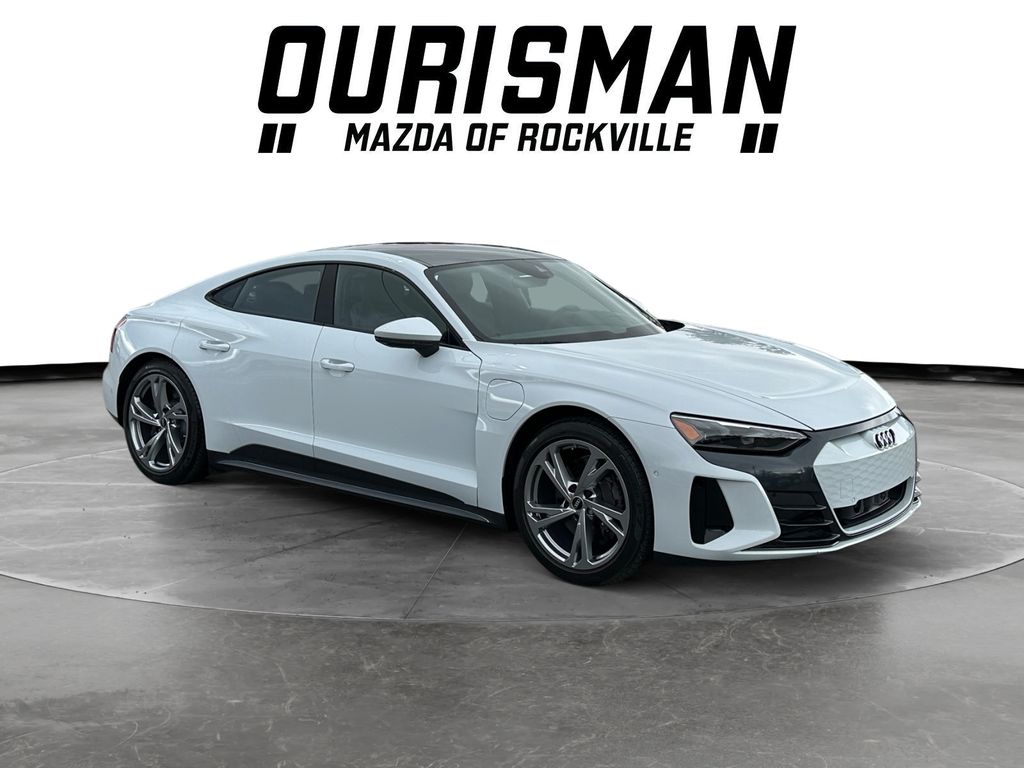 2023 Audi e-tron GT quattro Prestige AWD