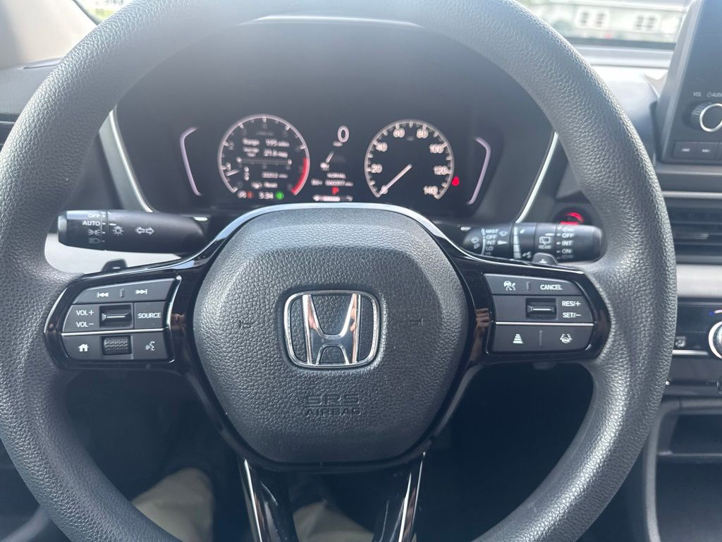 Certified Used 2023  Honda LX image 15