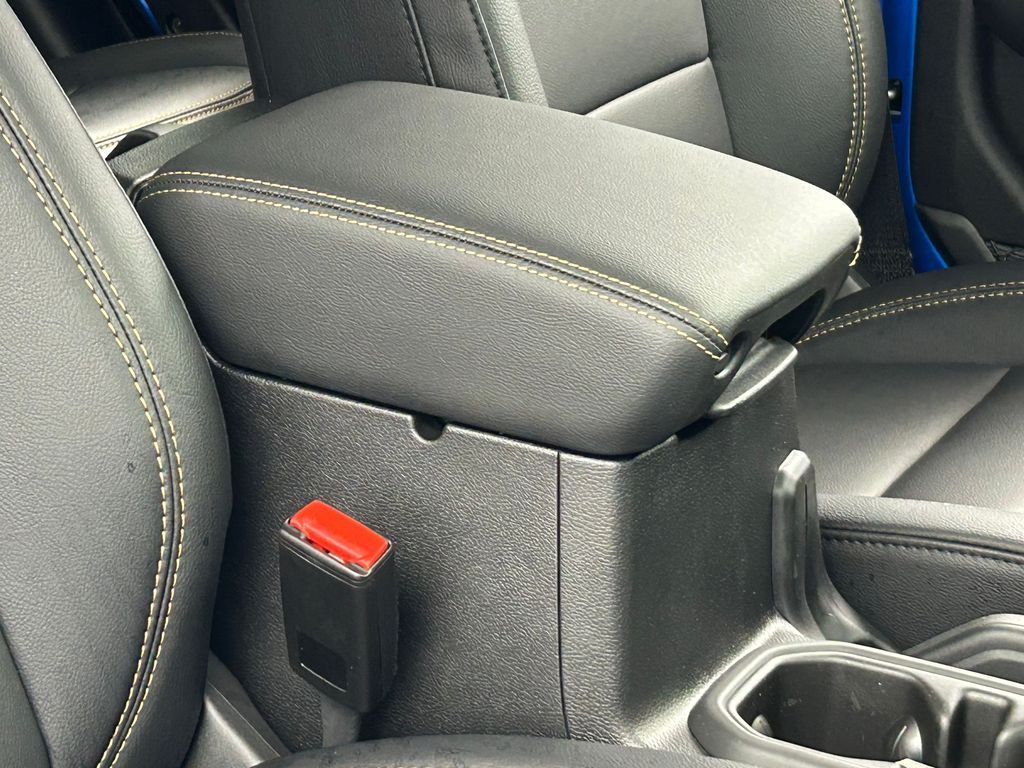 New 2026 Hydro Blue Pearlcoat Jeep Sahara image 37