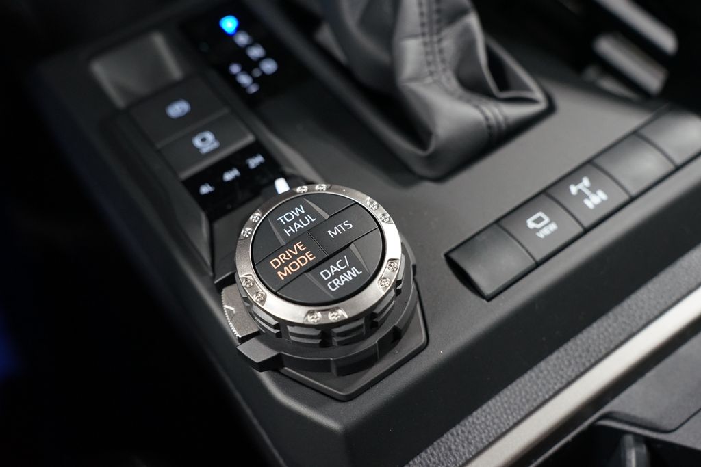 Thumbnail: 2026 Toyota 4Runner - 25