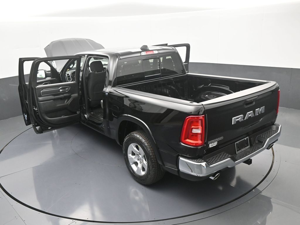 New 2026 Diamond Black Crystal Pearlcoat Ram Big Horn/Lone Star image 61