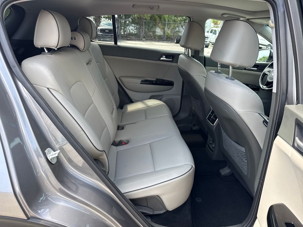 Certified Used 2018 Silver Kia EX image 28