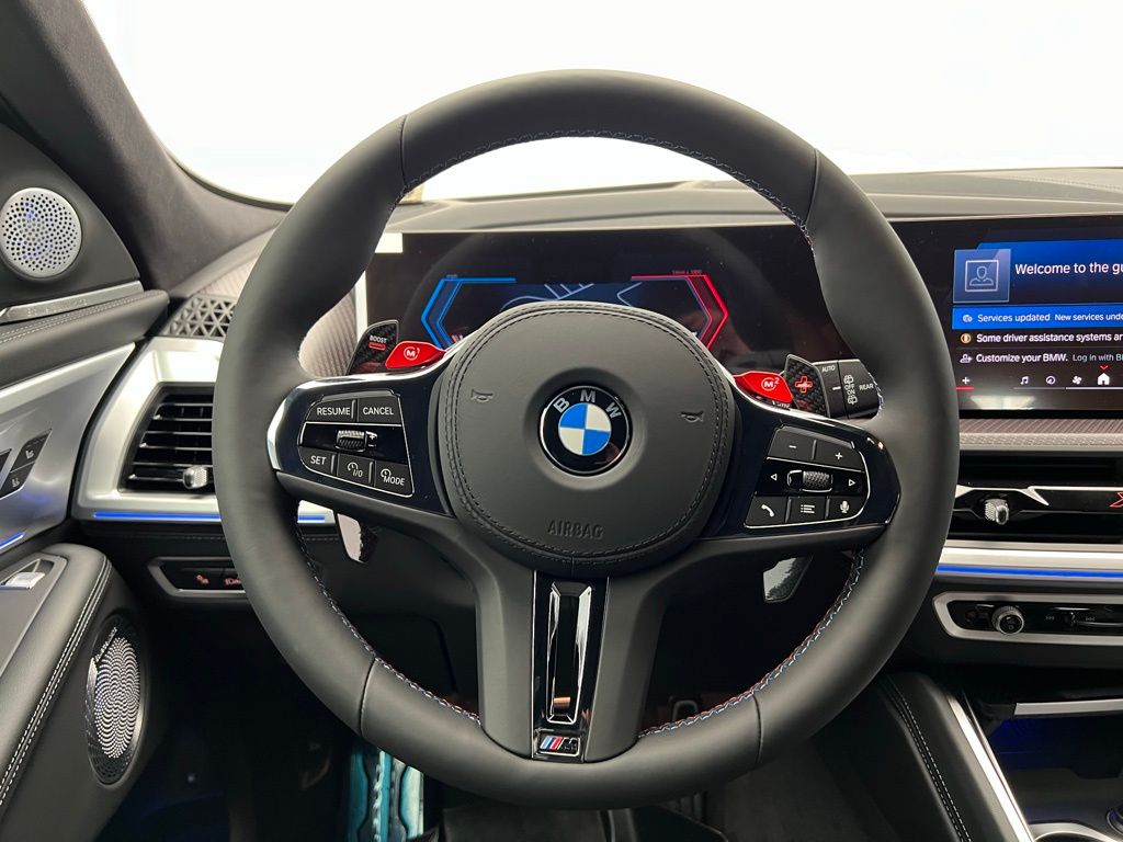 Thumbnail: 2026 BMW XM - 17