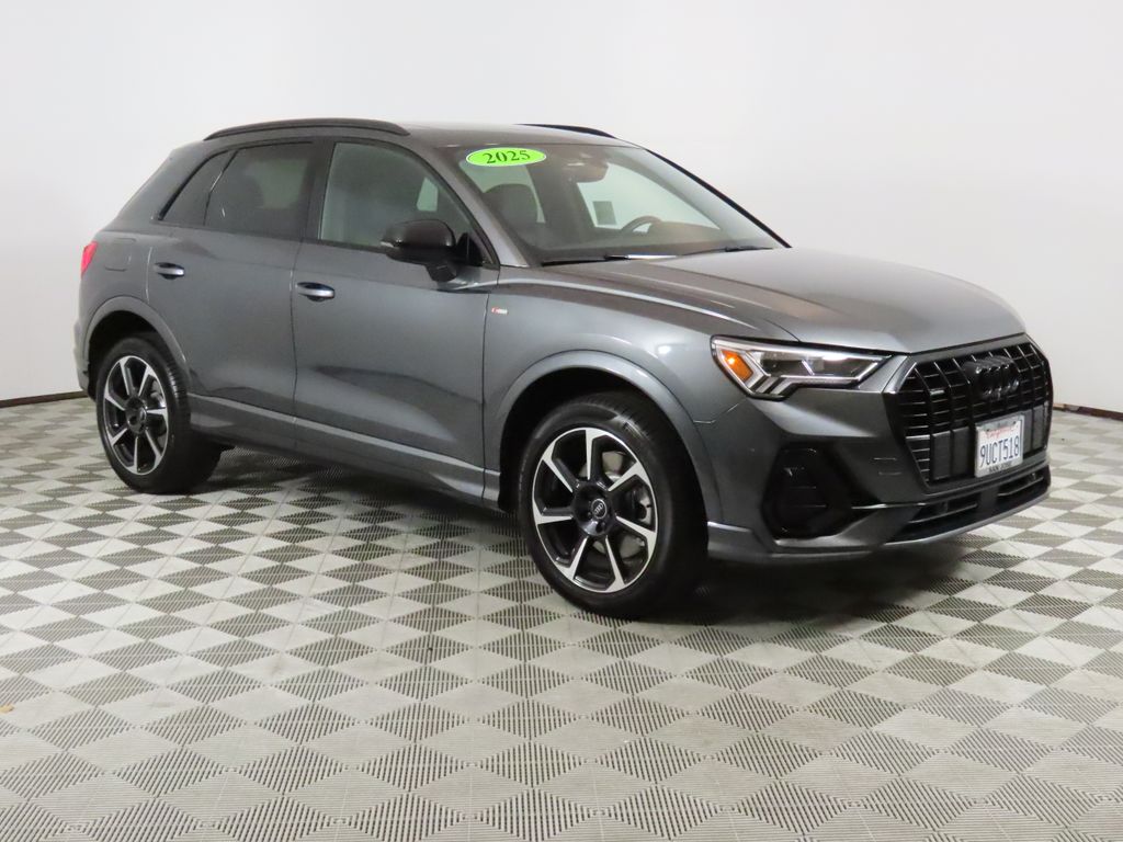 Thumbnail: 2025 Audi Q3 - 7