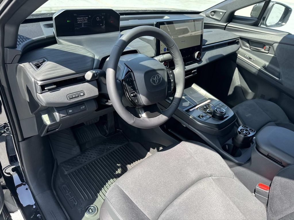 2026 Toyota C-HR - 9