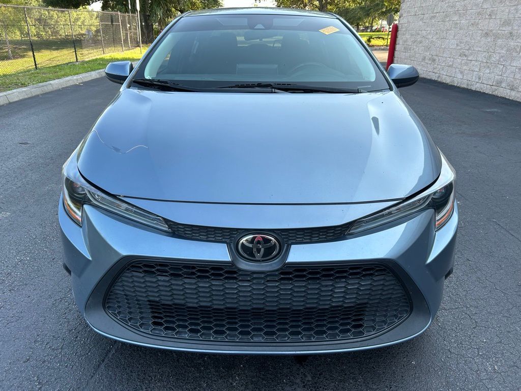 2021 Toyota Corolla LE 8