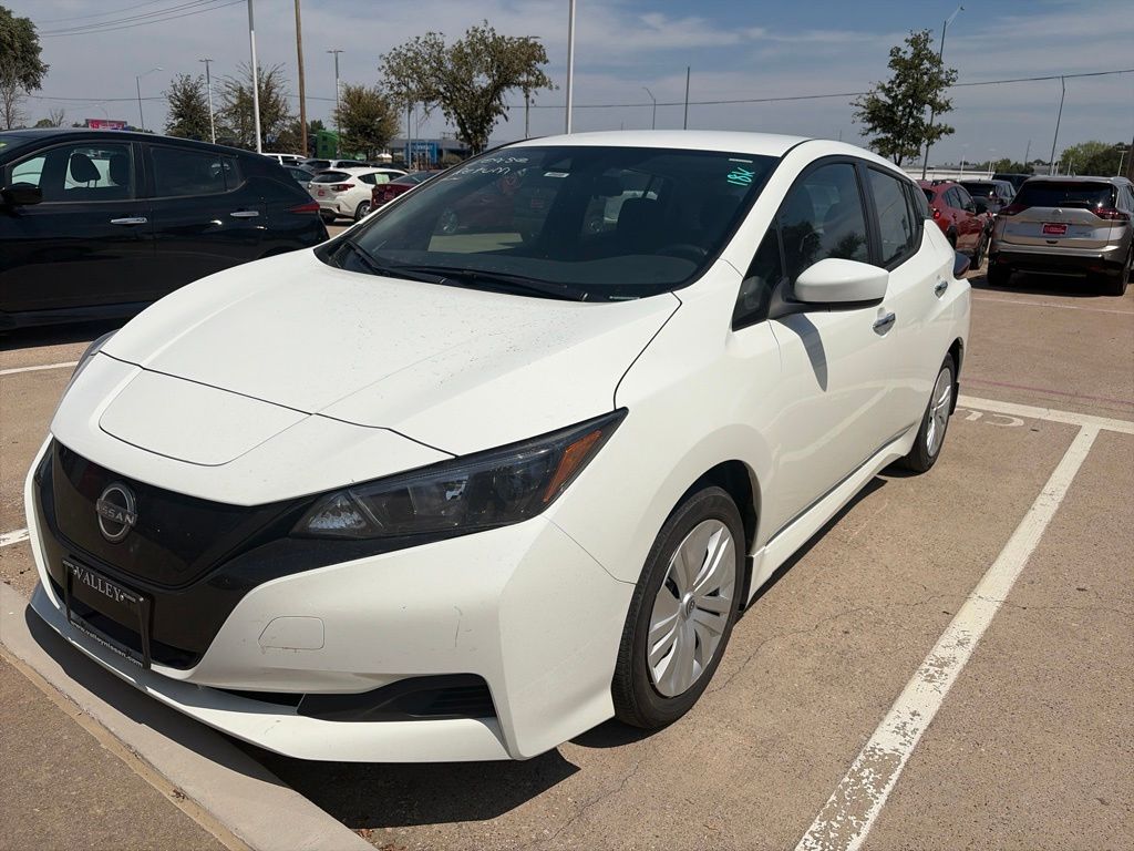 Glacier White 2025 Nissan LEAF Hatchback Front-Wheel Drive Automatic