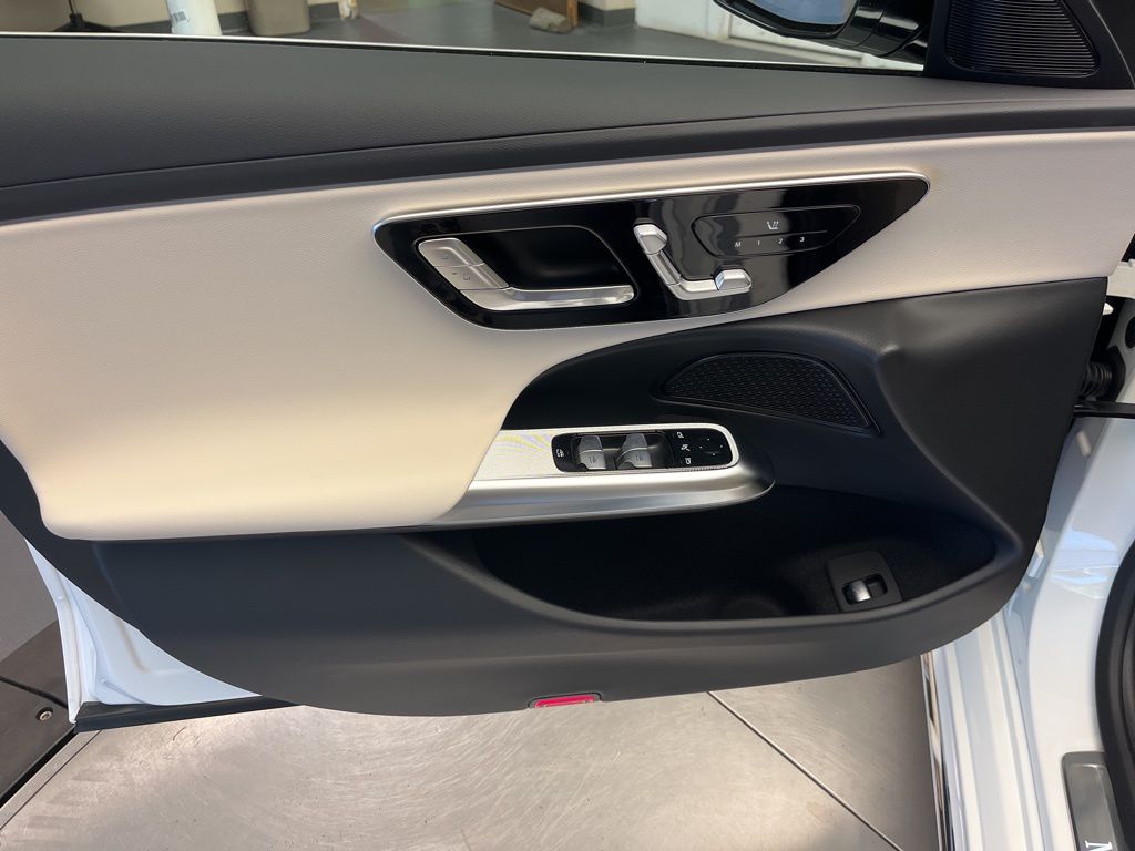 Thumbnail: 2026 Mercedes-Benz E-Class - 11