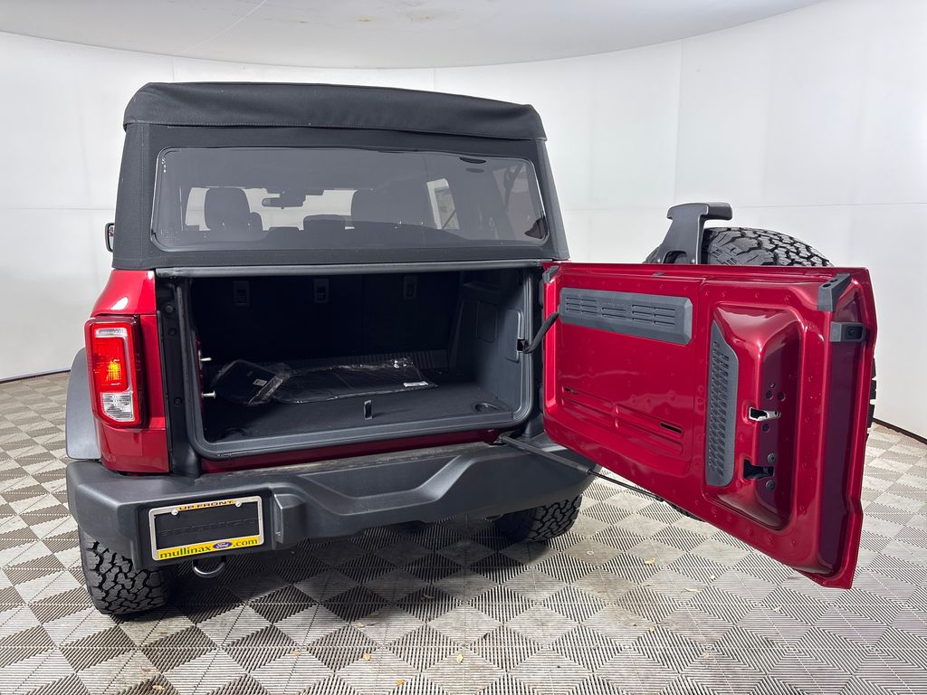 2025 Ford Bronco 4-Door Base - Photo 31
