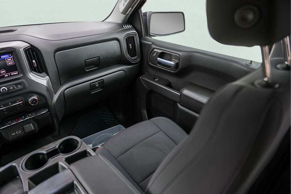 Used Car 2021 Chevrolet Silverado 1500  Custom For Sale Under $35,000 In Austin, Texas