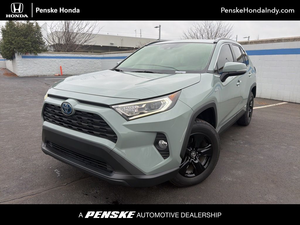 Thumbnail: 2019 Toyota RAV4 - 1
