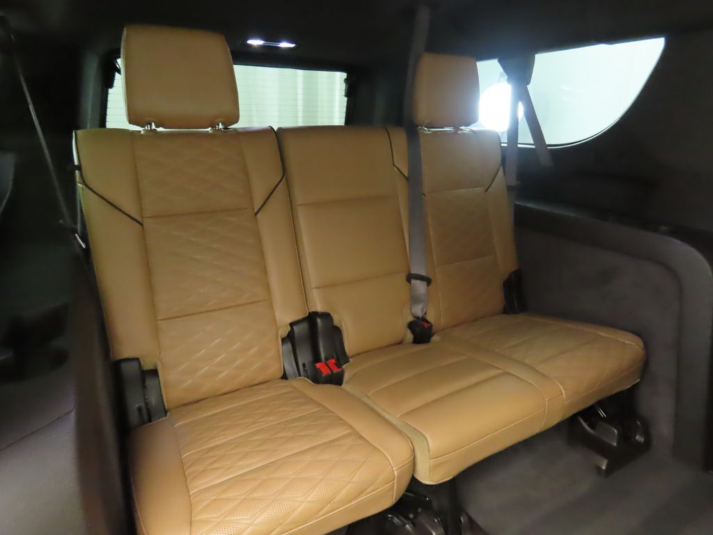 Thumbnail: 2021 Cadillac Escalade - 23