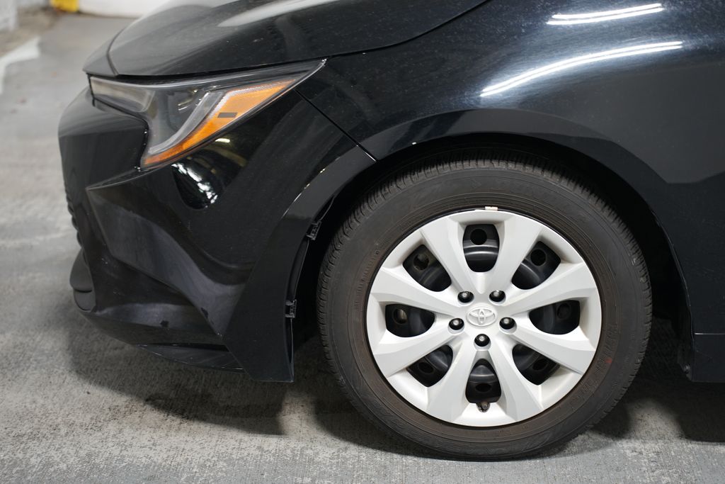 Thumbnail: 2023 Toyota Corolla - 5