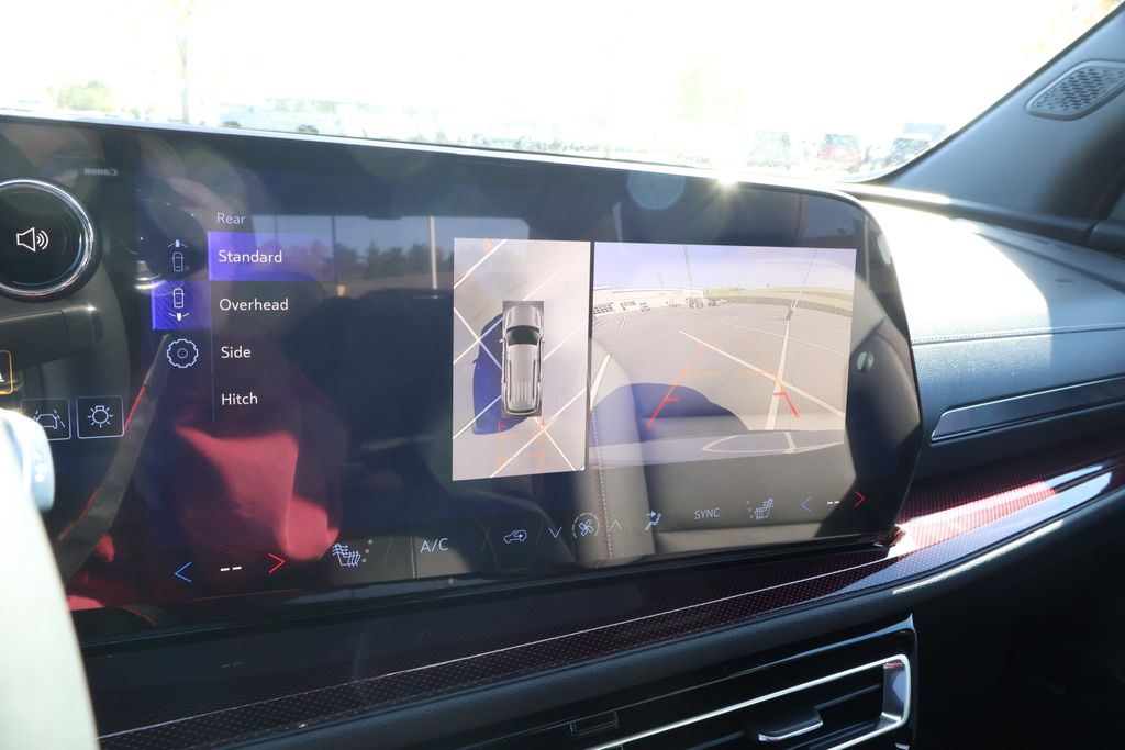 Thumbnail: 2026 Chevrolet Traverse - 27