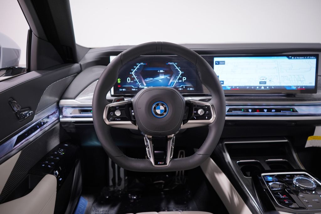 2024 BMW i7 eDrive50 11